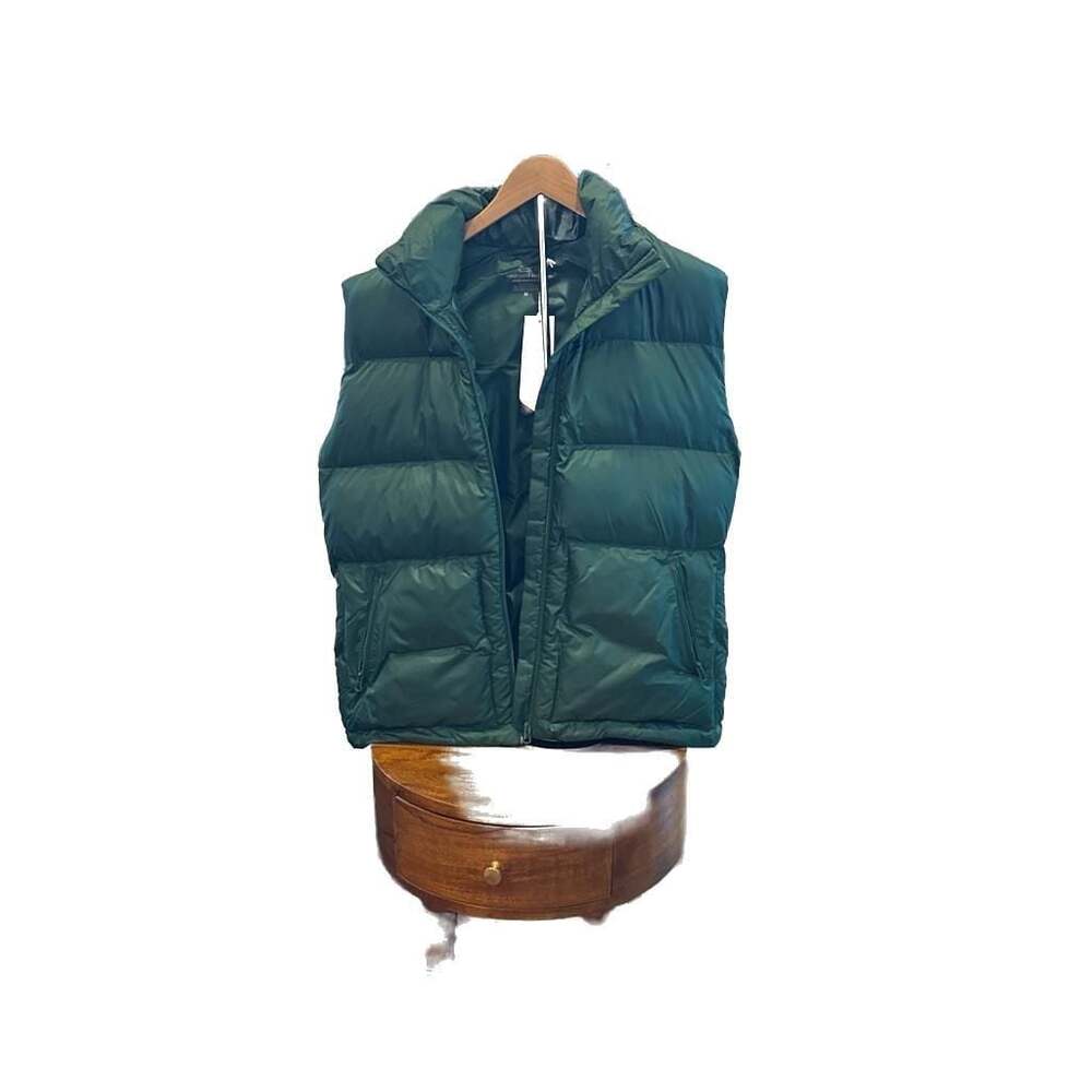Vineyard Vines Performance Oversized Puffer Vest in Turf Green